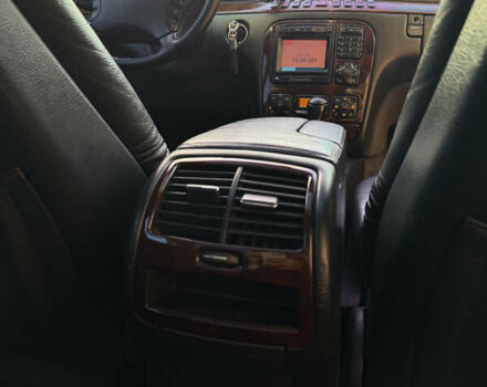 Черный Мерседес С Класс, объемом двигателя 3.2 л и пробегом 325 тыс. км за 7500 $, фото 26 на Automoto.ua