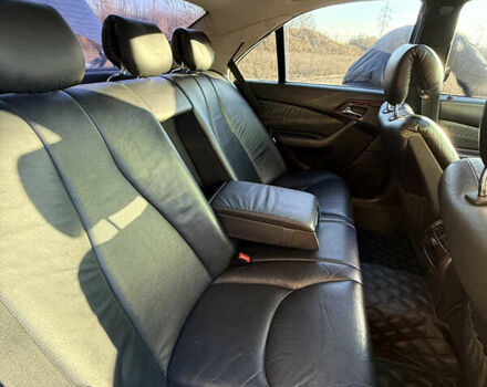 Черный Мерседес С Класс, объемом двигателя 3.2 л и пробегом 325 тыс. км за 7500 $, фото 15 на Automoto.ua