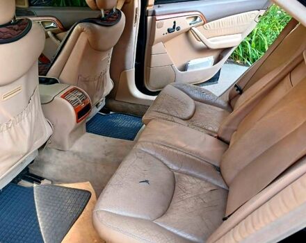 Чорний Мерседес С Клас, об'ємом двигуна 4.5 л та пробігом 298 тис. км за 3500 $, фото 7 на Automoto.ua