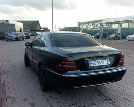 Черный Мерседес С Класс, объемом двигателя 3.2 л и пробегом 400 тыс. км за 4500 $, фото 3 на Automoto.ua