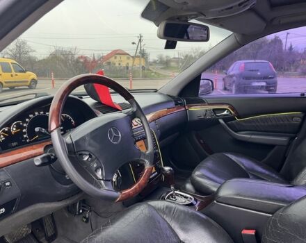 Чорний Мерседес С Клас, об'ємом двигуна 5 л та пробігом 250 тис. км за 4800 $, фото 5 на Automoto.ua