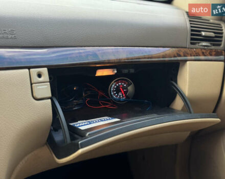 Черный Мерседес С Класс, объемом двигателя 3.2 л и пробегом 340 тыс. км за 5950 $, фото 16 на Automoto.ua