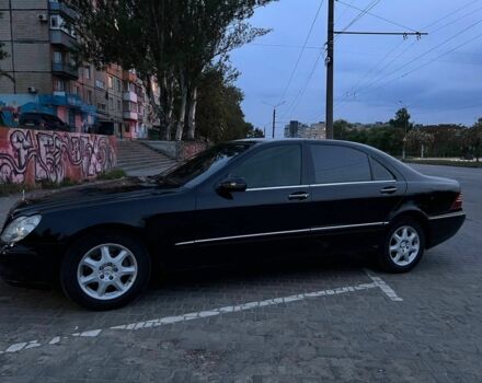 Чорний Мерседес С Клас, об'ємом двигуна 5 л та пробігом 350 тис. км за 5650 $, фото 4 на Automoto.ua