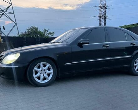 Чорний Мерседес С Клас, об'ємом двигуна 3.2 л та пробігом 375 тис. км за 4200 $, фото 2 на Automoto.ua