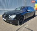 Черный Мерседес С Класс, объемом двигателя 5 л и пробегом 250 тыс. км за 7950 $, фото 1 на Automoto.ua