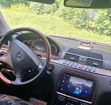 Черный Мерседес С Класс, объемом двигателя 4.3 л и пробегом 497 тыс. км за 4000 $, фото 2 на Automoto.ua