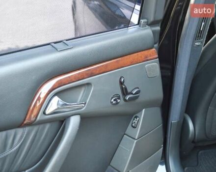 Черный Мерседес С Класс, объемом двигателя 5 л и пробегом 230 тыс. км за 5999 $, фото 34 на Automoto.ua