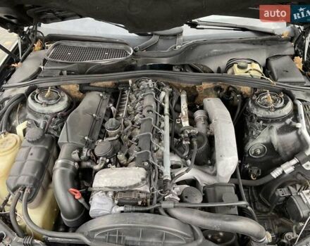 Черный Мерседес С Класс, объемом двигателя 3.22 л и пробегом 400 тыс. км за 2999 $, фото 7 на Automoto.ua