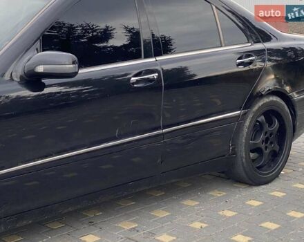 Черный Мерседес С Класс, объемом двигателя 3.22 л и пробегом 400 тыс. км за 2999 $, фото 5 на Automoto.ua