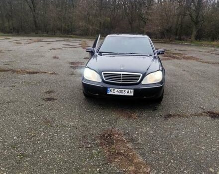 Черный Мерседес С Класс, объемом двигателя 5 л и пробегом 477 тыс. км за 4000 $, фото 7 на Automoto.ua