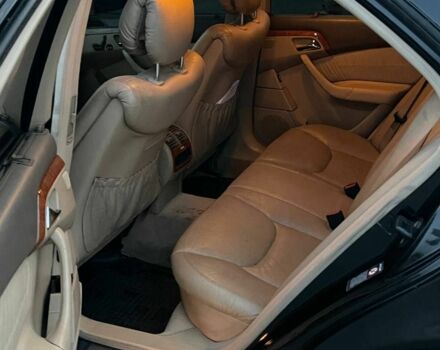 Чорний Мерседес С Клас, об'ємом двигуна 3.2 л та пробігом 375 тис. км за 4200 $, фото 14 на Automoto.ua