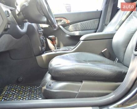 Черный Мерседес С Класс, объемом двигателя 5 л и пробегом 230 тыс. км за 5999 $, фото 14 на Automoto.ua