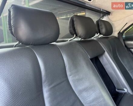 Черный Мерседес С Класс, объемом двигателя 3.2 л и пробегом 545 тыс. км за 9250 $, фото 84 на Automoto.ua