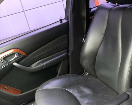 Черный Мерседес С Класс, объемом двигателя 4.3 л и пробегом 341 тыс. км за 5000 $, фото 9 на Automoto.ua