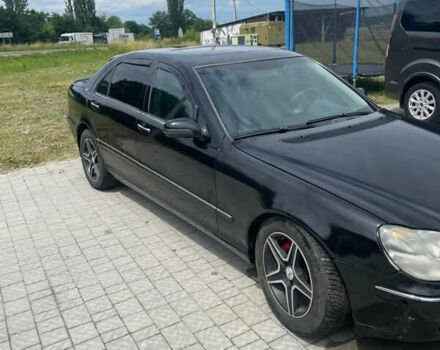 Чорний Мерседес С Клас, об'ємом двигуна 5.51 л та пробігом 250 тис. км за 2700 $, фото 1 на Automoto.ua