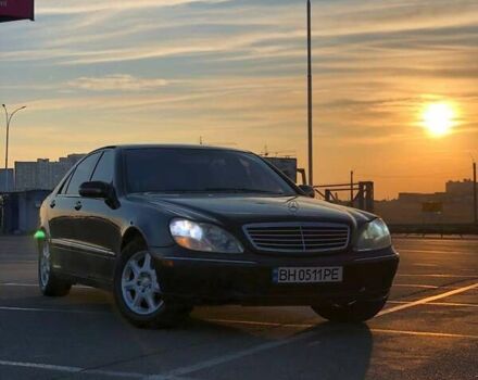 Черный Мерседес С Класс, объемом двигателя 4.3 л и пробегом 341 тыс. км за 5000 $, фото 2 на Automoto.ua
