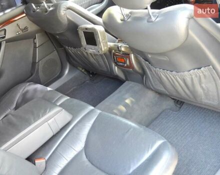 Черный Мерседес С Класс, объемом двигателя 5 л и пробегом 230 тыс. км за 5999 $, фото 32 на Automoto.ua