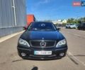 Черный Мерседес С Класс, объемом двигателя 5 л и пробегом 250 тыс. км за 7677 $, фото 3 на Automoto.ua