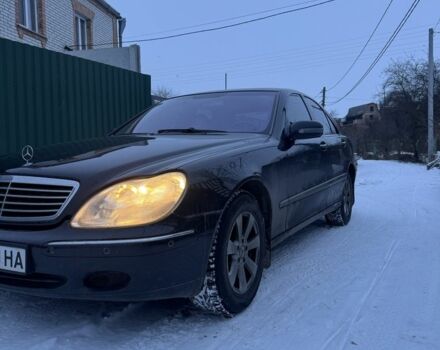 Черный Мерседес С Класс, объемом двигателя 3.2 л и пробегом 213 тыс. км за 5300 $, фото 1 на Automoto.ua