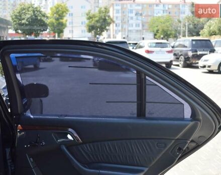 Черный Мерседес С Класс, объемом двигателя 5 л и пробегом 230 тыс. км за 5999 $, фото 30 на Automoto.ua