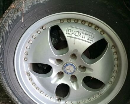 Чорний Мерседес С Клас, об'ємом двигуна 3.2 л та пробігом 170 тис. км за 5000 $, фото 10 на Automoto.ua