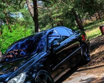 Черный Мерседес С Класс, объемом двигателя 5 л и пробегом 270 тыс. км за 7500 $, фото 2 на Automoto.ua