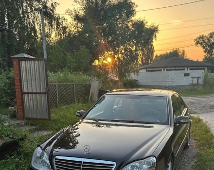 Чорний Мерседес С Клас, об'ємом двигуна 3.2 л та пробігом 370 тис. км за 4700 $, фото 6 на Automoto.ua