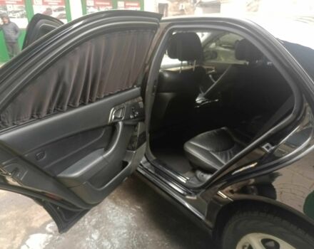 Черный Мерседес С Класс, объемом двигателя 5 л и пробегом 432 тыс. км за 8800 $, фото 6 на Automoto.ua