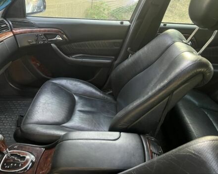 Черный Мерседес С Класс, объемом двигателя 0 л и пробегом 330 тыс. км за 2500 $, фото 3 на Automoto.ua