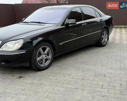 Чорний Мерседес С Клас, об'ємом двигуна 5.8 л та пробігом 250 тис. км за 3950 $, фото 1 на Automoto.ua