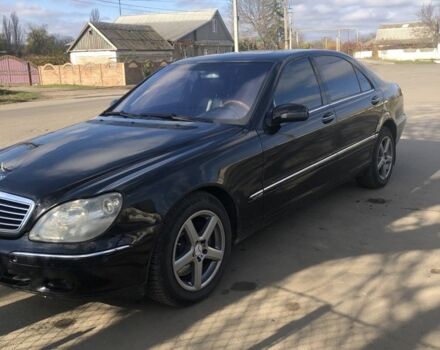 Чорний Мерседес С Клас, об'ємом двигуна 5.8 л та пробігом 311 тис. км за 3900 $, фото 1 на Automoto.ua