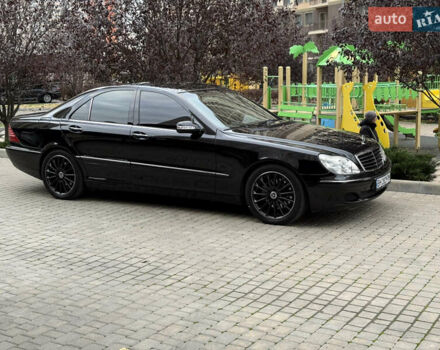 Черный Мерседес С Класс, объемом двигателя 3.2 л и пробегом 360 тыс. км за 6500 $, фото 5 на Automoto.ua