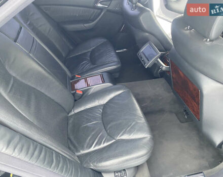 Чорний Мерседес С Клас, об'ємом двигуна 5.51 л та пробігом 265 тис. км за 9300 $, фото 14 на Automoto.ua