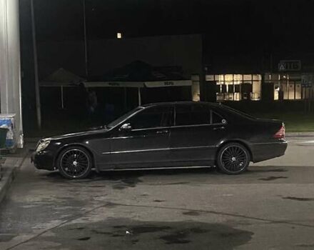 Черный Мерседес С Класс, объемом двигателя 4.97 л и пробегом 350 тыс. км за 3500 $, фото 1 на Automoto.ua