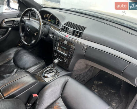 Чорний Мерседес С Клас, об'ємом двигуна 4 л та пробігом 372 тис. км за 3500 $, фото 22 на Automoto.ua