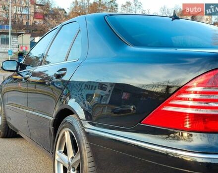 Мерседес С Класс 2003 в Киеве на Automoto.ua Черный Мерседес С Класс, объемом двигателя 5 л и пробегом 360 тыс. км за 9999 $, фото 11 на Automoto.ua