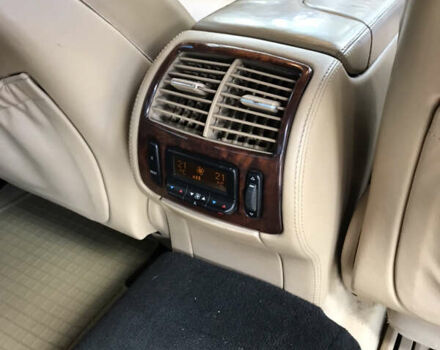 Чорний Мерседес С Клас, об'ємом двигуна 5 л та пробігом 360 тис. км за 7900 $, фото 16 на Automoto.ua