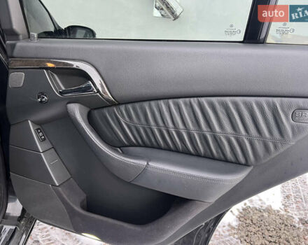 Чорний Мерседес С Клас, об'ємом двигуна 4 л та пробігом 372 тис. км за 3500 $, фото 24 на Automoto.ua