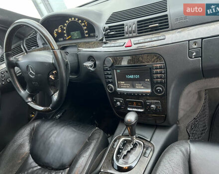 Чорний Мерседес С Клас, об'ємом двигуна 4 л та пробігом 372 тис. км за 3500 $, фото 23 на Automoto.ua