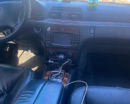 Черный Мерседес С Класс, объемом двигателя 5 л и пробегом 350 тыс. км за 7000 $, фото 6 на Automoto.ua