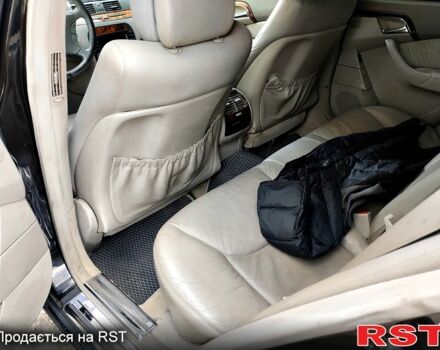 Черный Мерседес С Класс, объемом двигателя 3.2 л и пробегом 238 тыс. км за 6700 $, фото 10 на Automoto.ua