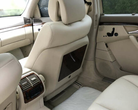 Черный Мерседес С Класс, объемом двигателя 5 л и пробегом 290 тыс. км за 8000 $, фото 11 на Automoto.ua