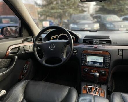 Чорний Мерседес С Клас, об'ємом двигуна 3.2 л та пробігом 420 тис. км за 5700 $, фото 16 на Automoto.ua
