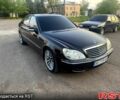 Черный Мерседес С Класс, объемом двигателя 4.3 л и пробегом 300 тыс. км за 6500 $, фото 1 на Automoto.ua