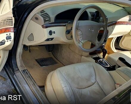 Мерседес С Класс 2003 в Одессе на Automoto.ua Черный Мерседес С Класс, объемом двигателя 5 л и пробегом 400 тыс. км за 2750 $, фото 4 на Automoto.ua