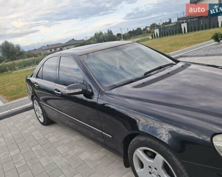 Чорний Мерседес С Клас, об'ємом двигуна 4 л та пробігом 306 тис. км за 5600 $, фото 2 на Automoto.ua