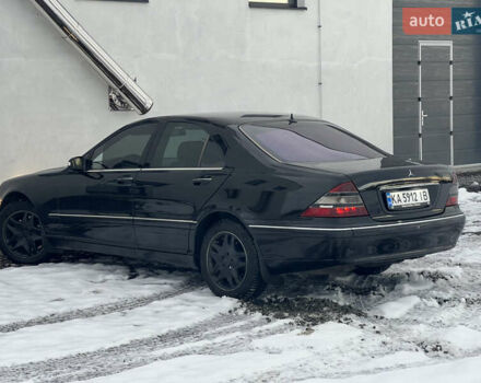 Чорний Мерседес С Клас, об'ємом двигуна 4 л та пробігом 372 тис. км за 3500 $, фото 14 на Automoto.ua