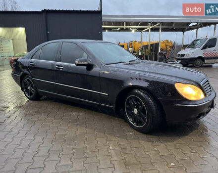 Чорний Мерседес С Клас, об'ємом двигуна 4 л та пробігом 370 тис. км за 4500 $, фото 3 на Automoto.ua