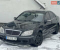 Чорний Мерседес С Клас, об'ємом двигуна 4 л та пробігом 372 тис. км за 3500 $, фото 1 на Automoto.ua