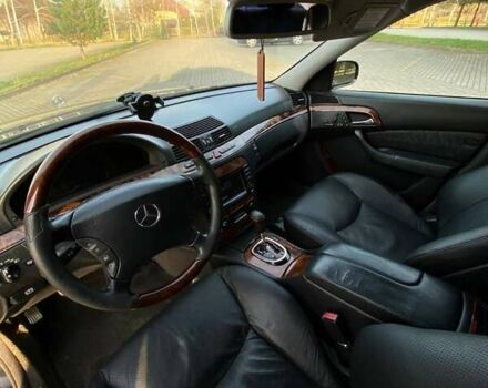 Черный Мерседес С Класс, объемом двигателя 3.72 л и пробегом 390 тыс. км за 5600 $, фото 21 на Automoto.ua